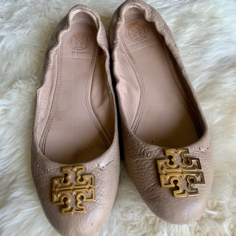 Nude Tory Burch flats